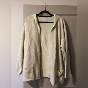 Women’s Zip-Up Sweater
